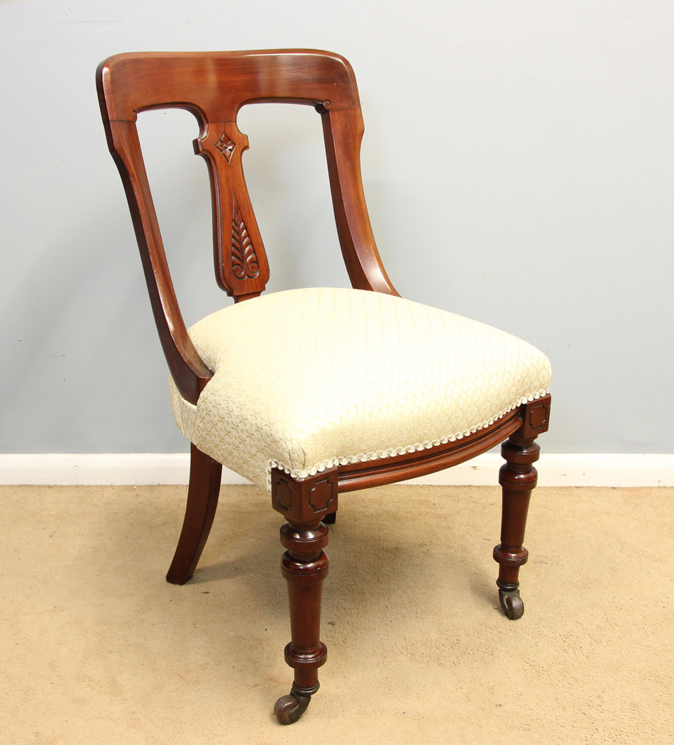 12321r3 Antique Victorian Set of Mahogany Dining Chairs,