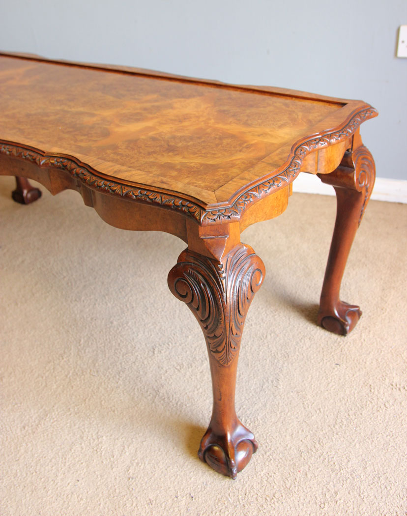 12327r8 Antique Burr Walnut Large Coffee Table,
