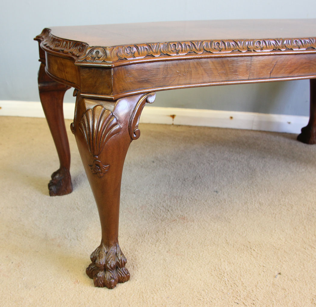 12329r5 Antique Burr Walnut Shaped Queen anne Style Coffee Table, Antique Burr Walnut Shaped Coffee Table