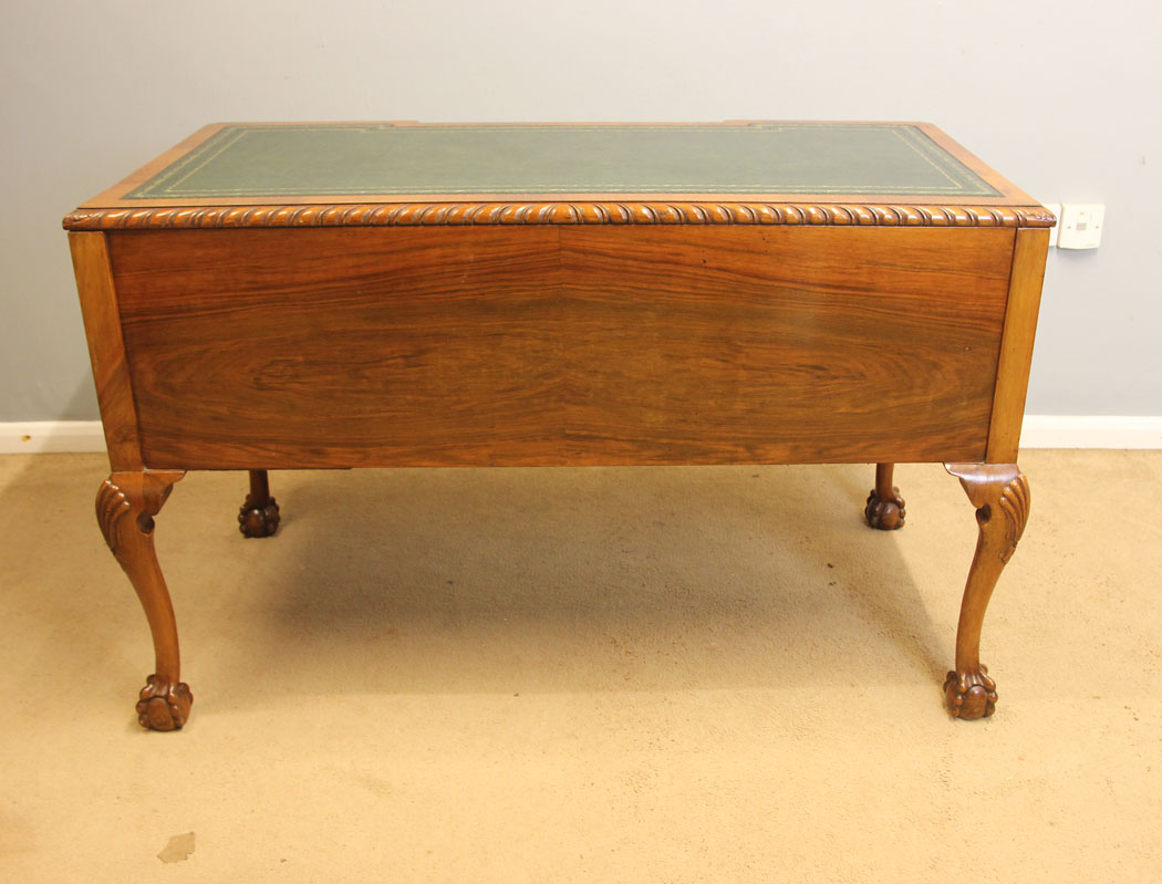 12355r7 Antique Walnut Queen Anne Style Writing Table Desk, Antique Walnut Queen Anne Style Writing Table Desk