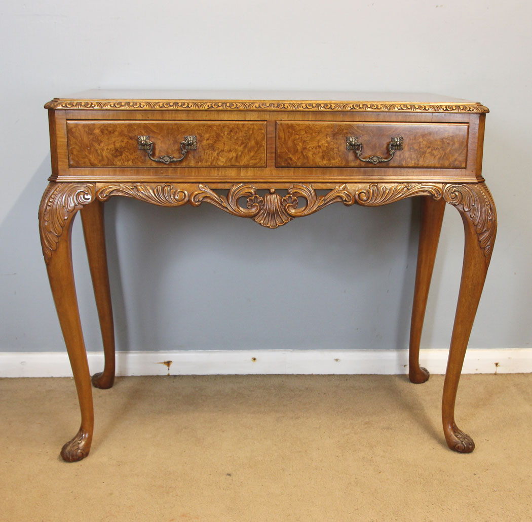 12359r13 Antique Burr Walnut Serving Side Table, Antique Burr Walnut Queen Anne Style Console Side Table