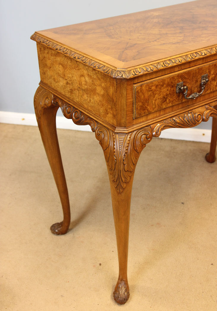 12359r5 Antique Burr Walnut Serving Side Table, Antique Burr Walnut Queen Anne Style Console Side Table