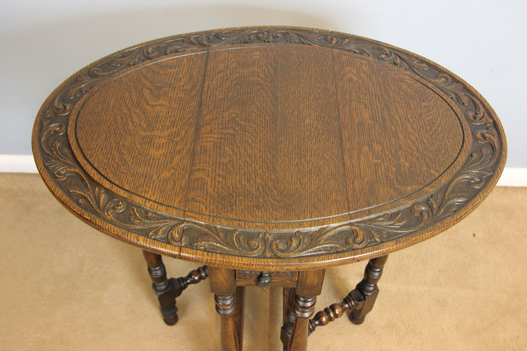 12366r4 Antique Oak Small Occasional Gateleg Table, Antique Oak Small Drop Leaf Occasional Gateleg Side Table