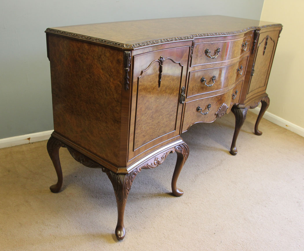 12372r12 Burr Walnut Queen Anne Style Sideboard, Antique Burr Walnut Queen Anne Style Sideboard Dresser