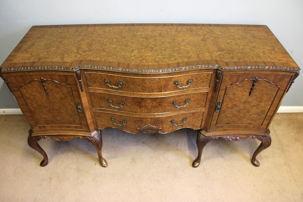 12372r3 Burr Walnut Queen Anne Style Sideboard, Antique Burr Walnut Queen Anne Style Sideboard Dresser