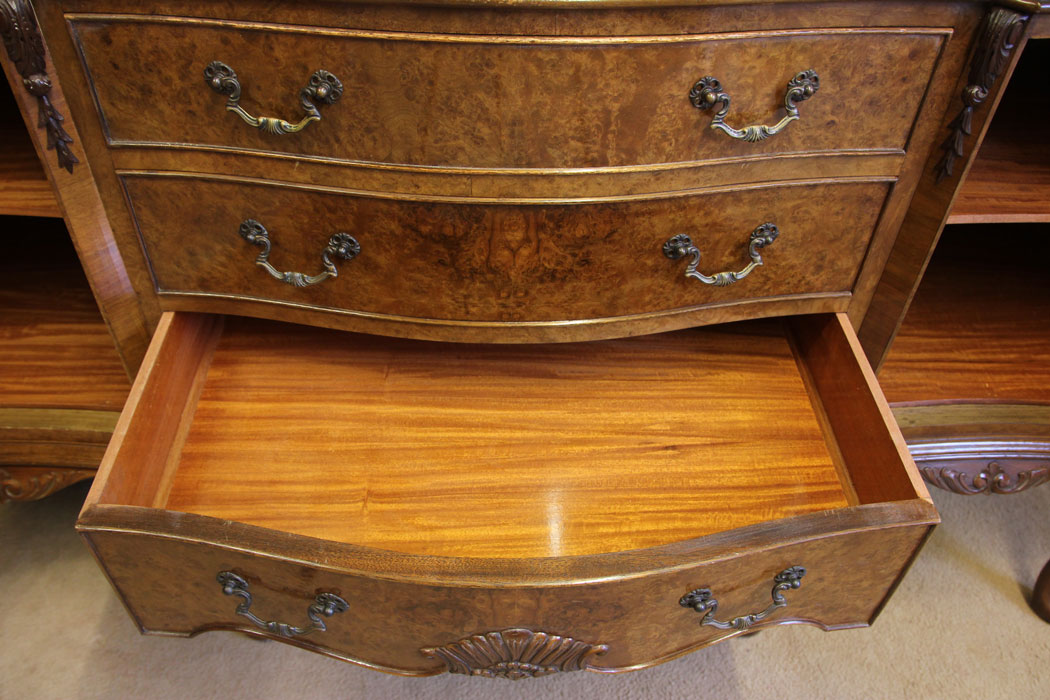 12372r6 Burr Walnut Queen Anne Style Sideboard, Antique Burr Walnut Queen Anne Style Sideboard Dresser