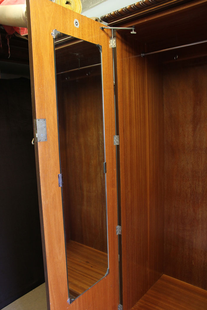 12376r20 Antique Burr Walnut Wardrobe, Antique Quality Burr Walnut Wardrobe