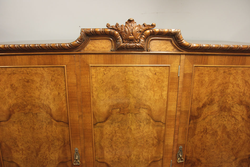 12376r6 Antique Burr Walnut Wardrobe, Antique Quality Burr Walnut Wardrobe