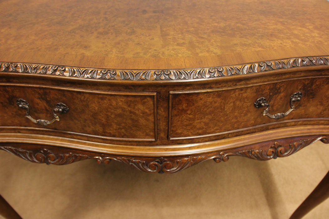 12377r11 Antique Burr Walnut Serving Side Table, Antique Serpentine Burr Walnut Serving Side Table