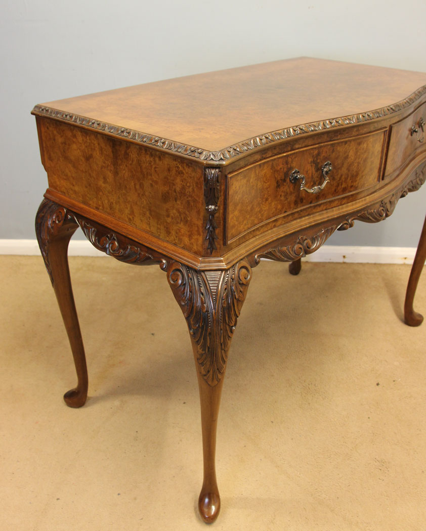 12377r12 Antique Burr Walnut Serving Side Table, Antique Serpentine Burr Walnut Serving Side Table