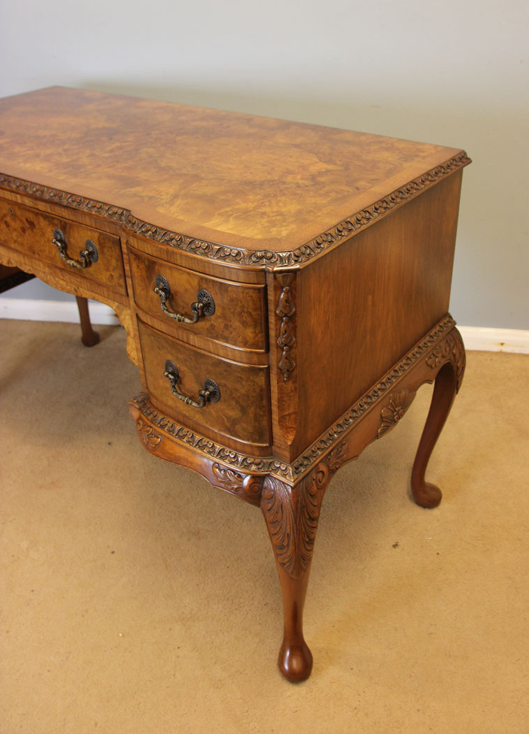 12379r5 Antique Burr Walnut Dressing Table Writing Desk, Antique Shaped Burr Walnut Side Writing Table