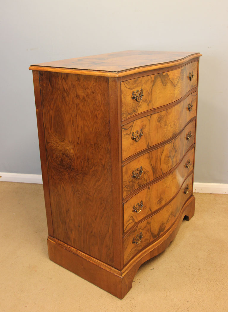 12393r7 Antique Figured Walnut Serpentine Chest of Drawers, Antique Burr Walnut Chest of Drawers