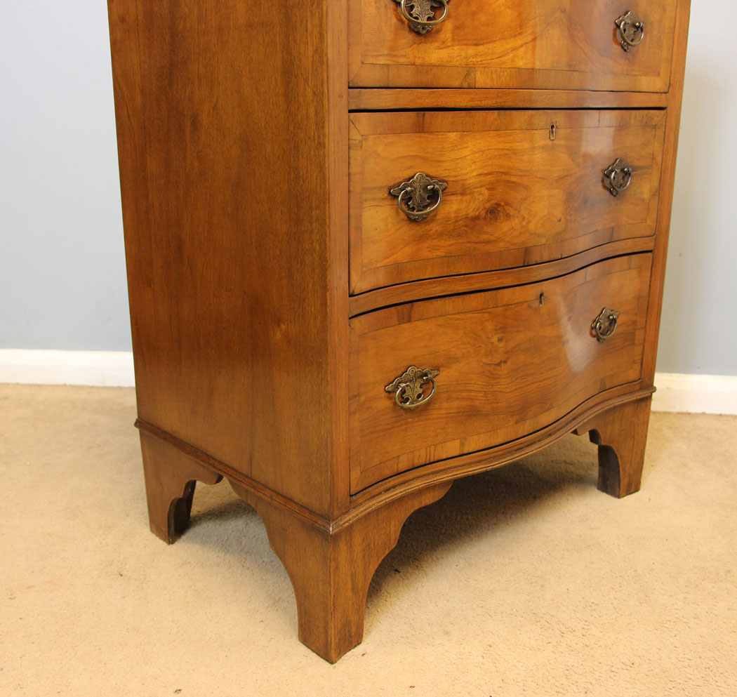 12400r7 Antique Small Figured Walnut Serpentine Chest of Drawers, Antique Small Figured Walnut Serpentine Chest of Drawers