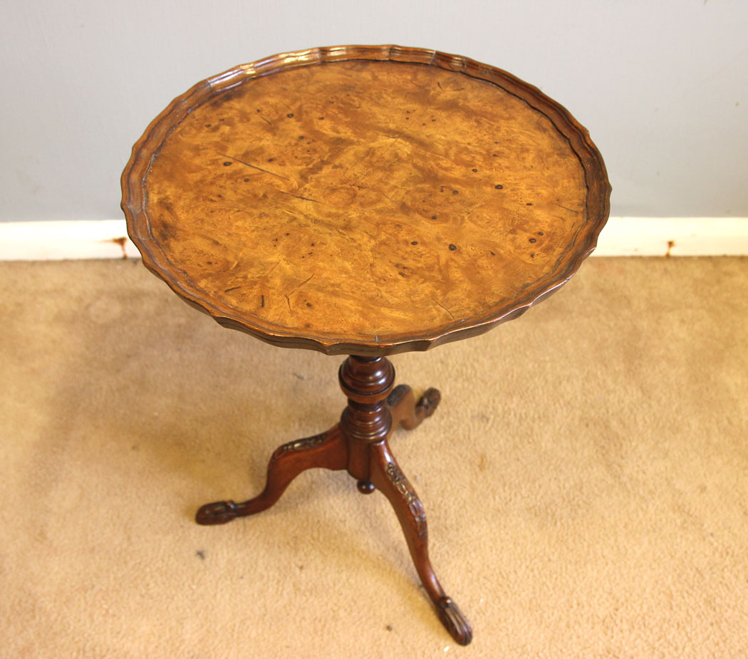 12413r5 Burr Walnut Tripod Wine Table, Burr Walnut Tripod Occasional Wine Table