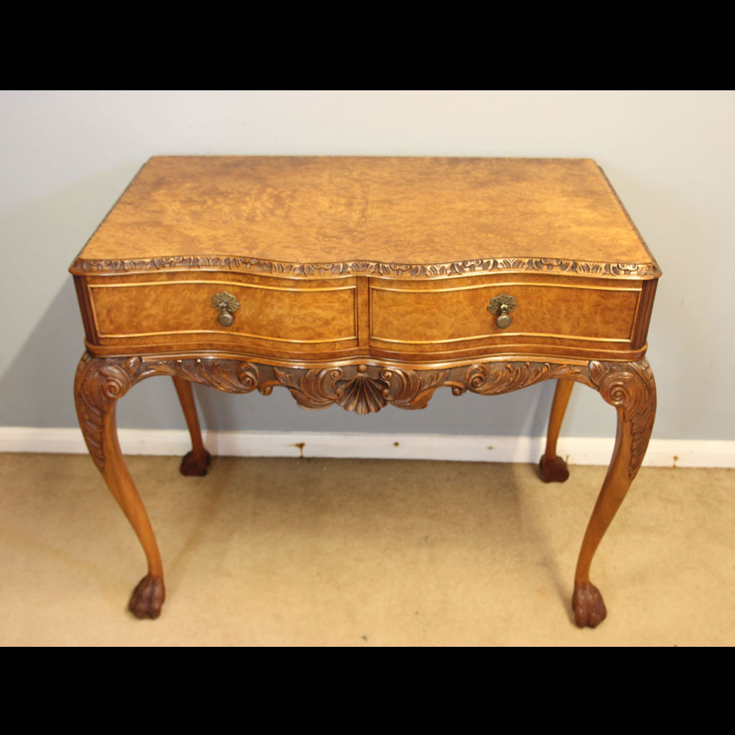 12424r01 Quality Burr Walnut Serving Side Table, Quality Burr Walnut Serving Side Table