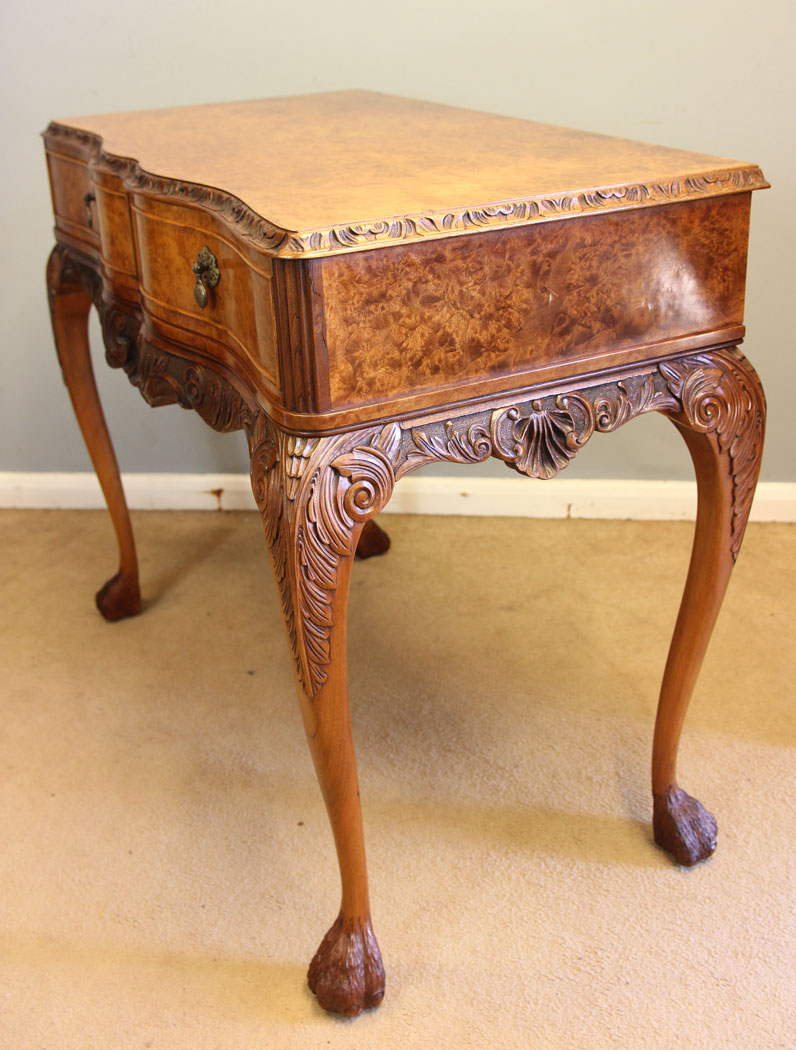 12424r12 Quality Burr Walnut Serving Side Table, Quality Burr Walnut Serving Side Table