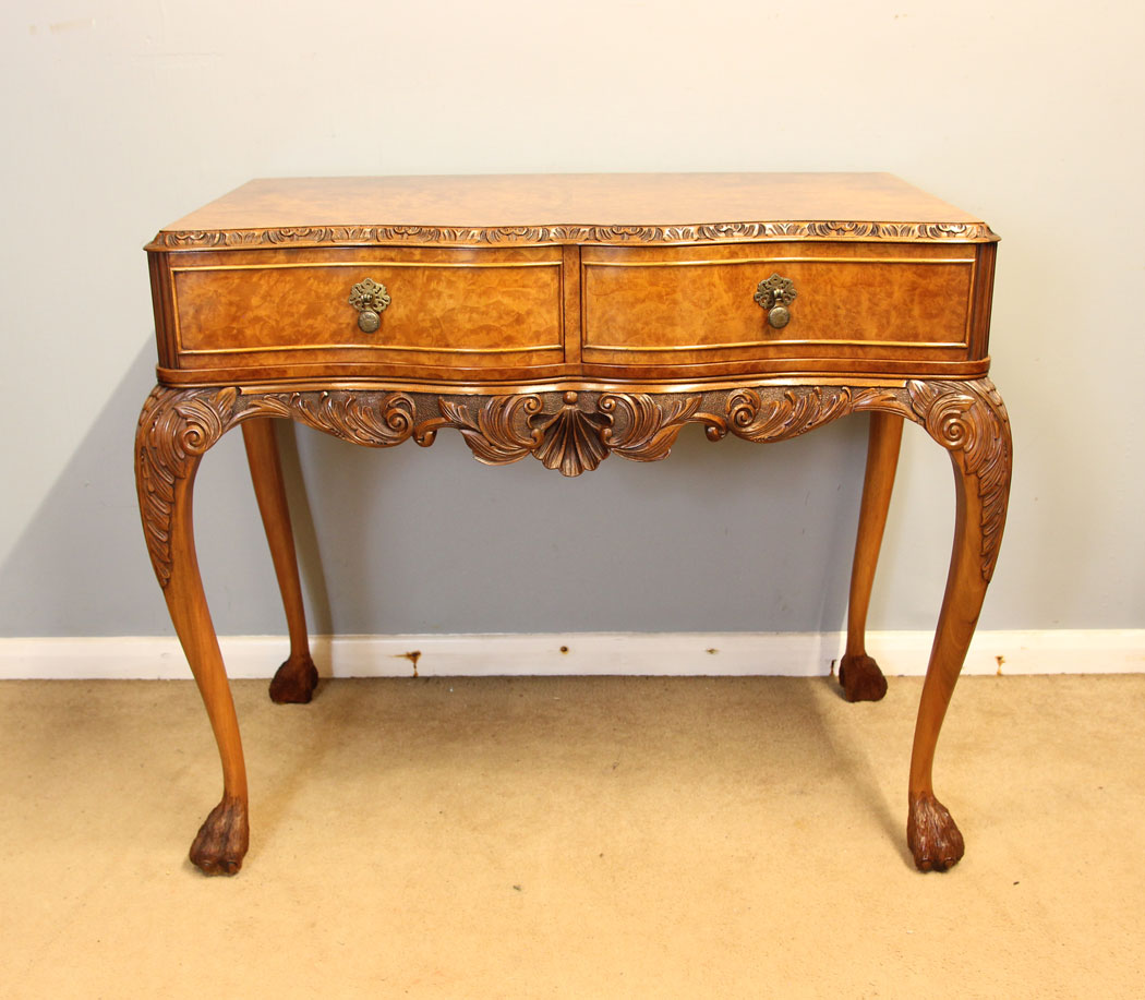 12424r2 Quality Burr Walnut Serving Side Table, Quality Burr Walnut Serving Side Table