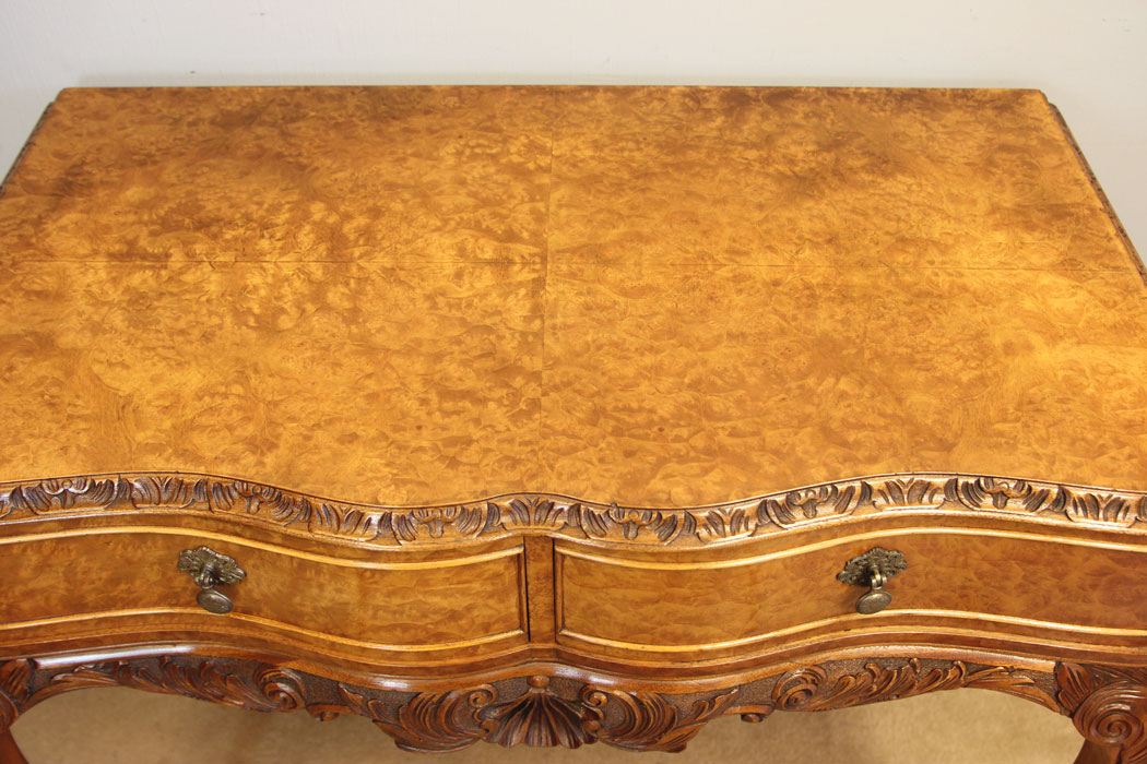 12424r6 Quality Burr Walnut Serving Side Table, Quality Burr Walnut Serving Side Table