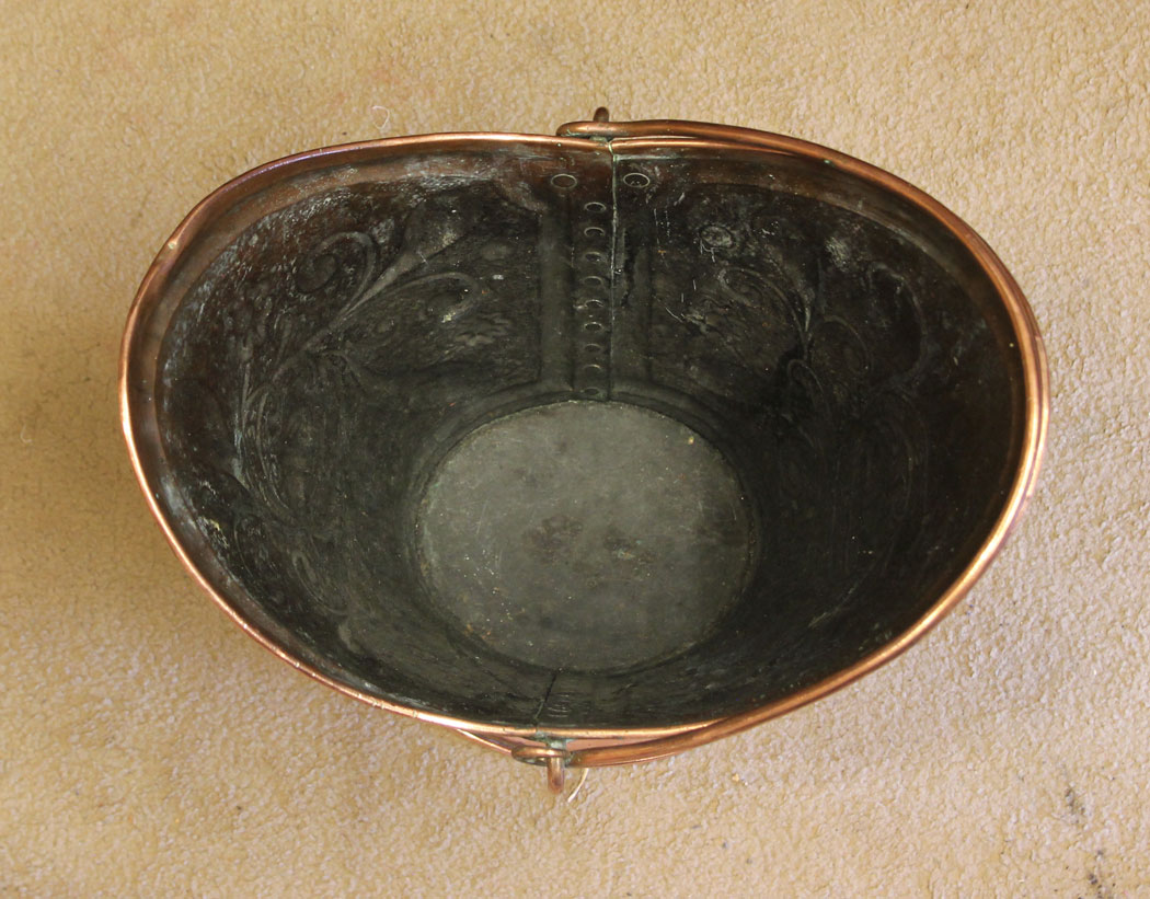 12428r10 Antique Copper Coal Scuttle Bucket. Antique Embossed Copper Coal Scuttle Bucket.