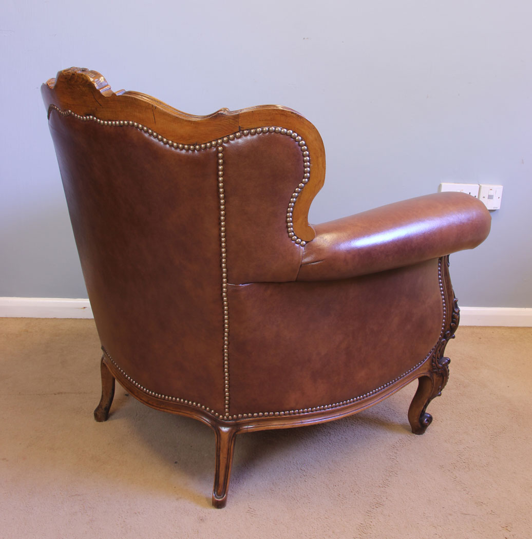 12027r9 Antique Leather Armchair, Superb Buttoned Leather Armchair