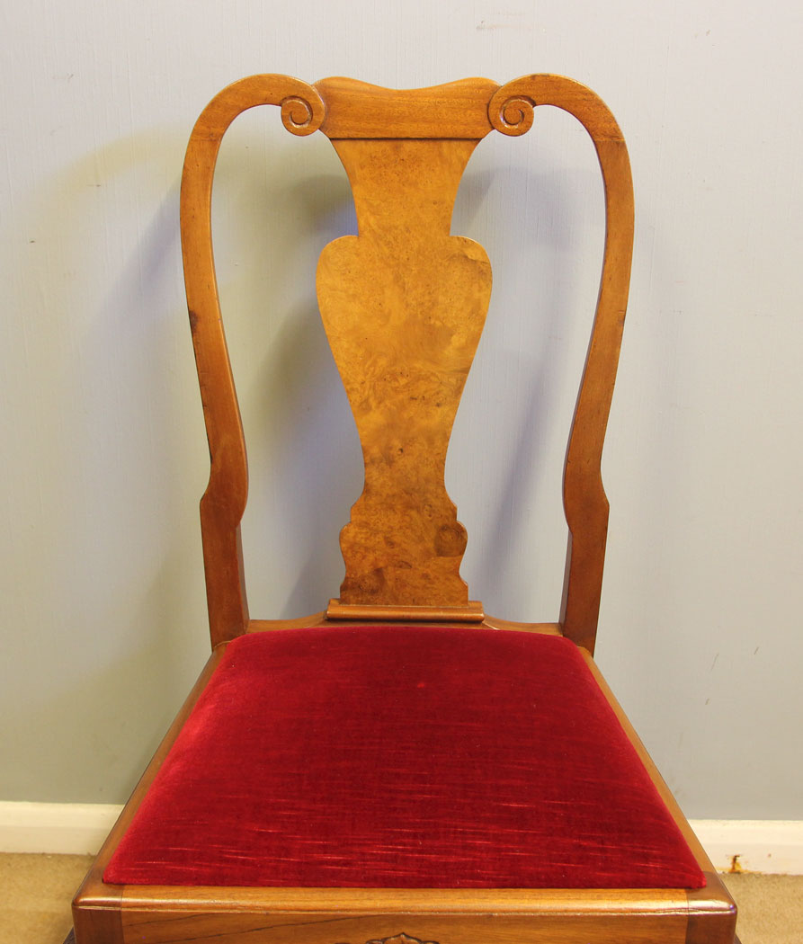 12458r16 Antique Set of Eight Burr Walnut Dining Chairs, Set of Eight Queen Anne Style Walnut Dining Chairs