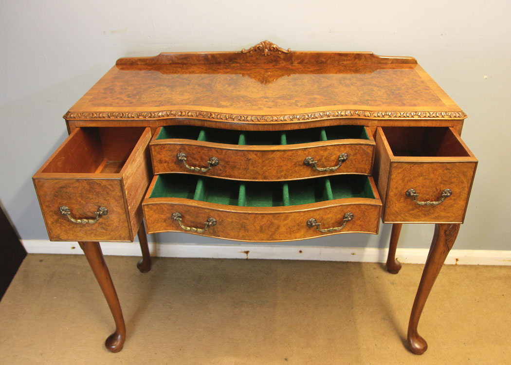 12465r8 Burr Walnut Antique Cutlery Console Side Table, Burr Walnut Antique Cutlery Console Side Table