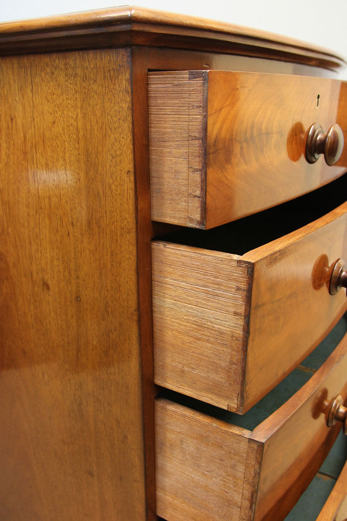 12469r10 Victorian Mahogany Bow Front Chest of Drawers, Victorian Mahogany Bow Front Chest of Drawers