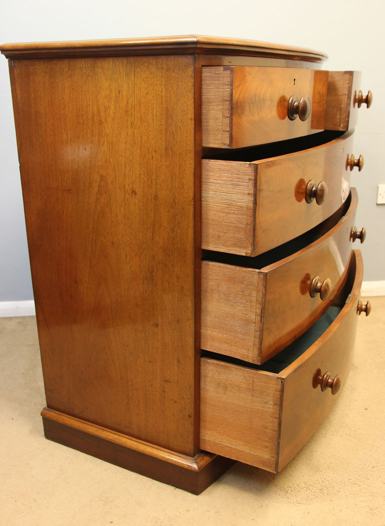 12469r11 Victorian Mahogany Bow Front Chest of Drawers, Victorian Mahogany Bow Front Chest of Drawers