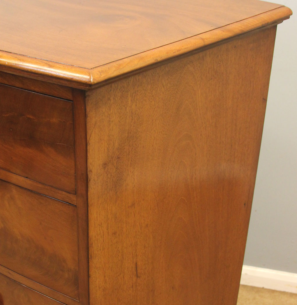 12469r15 Victorian Mahogany Bow Front Chest of Drawers, Victorian Mahogany Bow Front Chest of Drawers