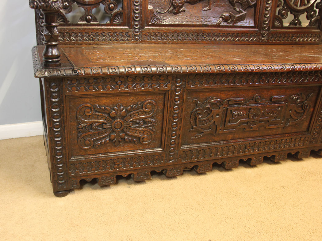 12472r10 Antique Carved Oak Settle, Hall Seat, Victorian Carved Oak Settle / Monks Bench / Hall Seat