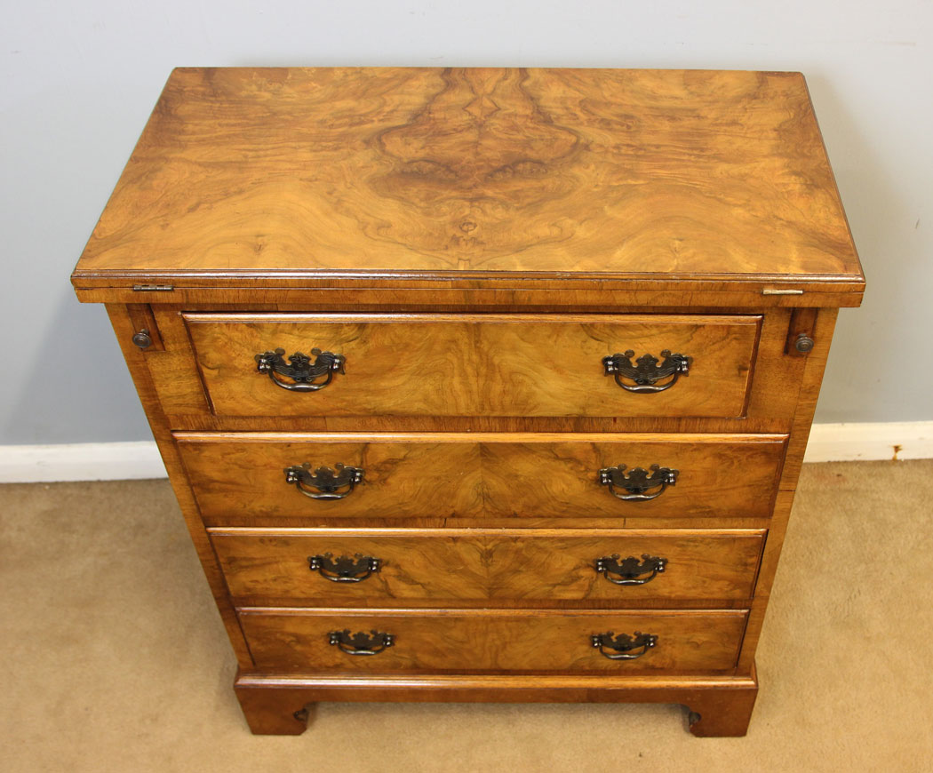 12473r12 Antique Burr Walnut Bachelors Chest of Drawers, Burr Walnut Bachelors Chest of Drawers