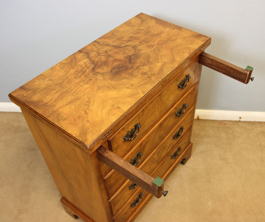 12473r5 Antique Burr Walnut Bachelors Chest of Drawers, Burr Walnut Bachelors Chest of Drawers