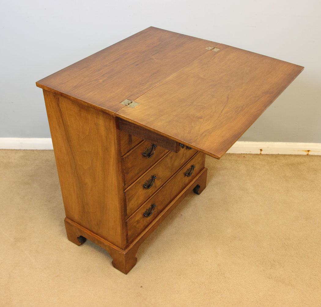 12473r7 Antique Burr Walnut Bachelors Chest of Drawers, Burr Walnut Bachelors Chest of Drawers