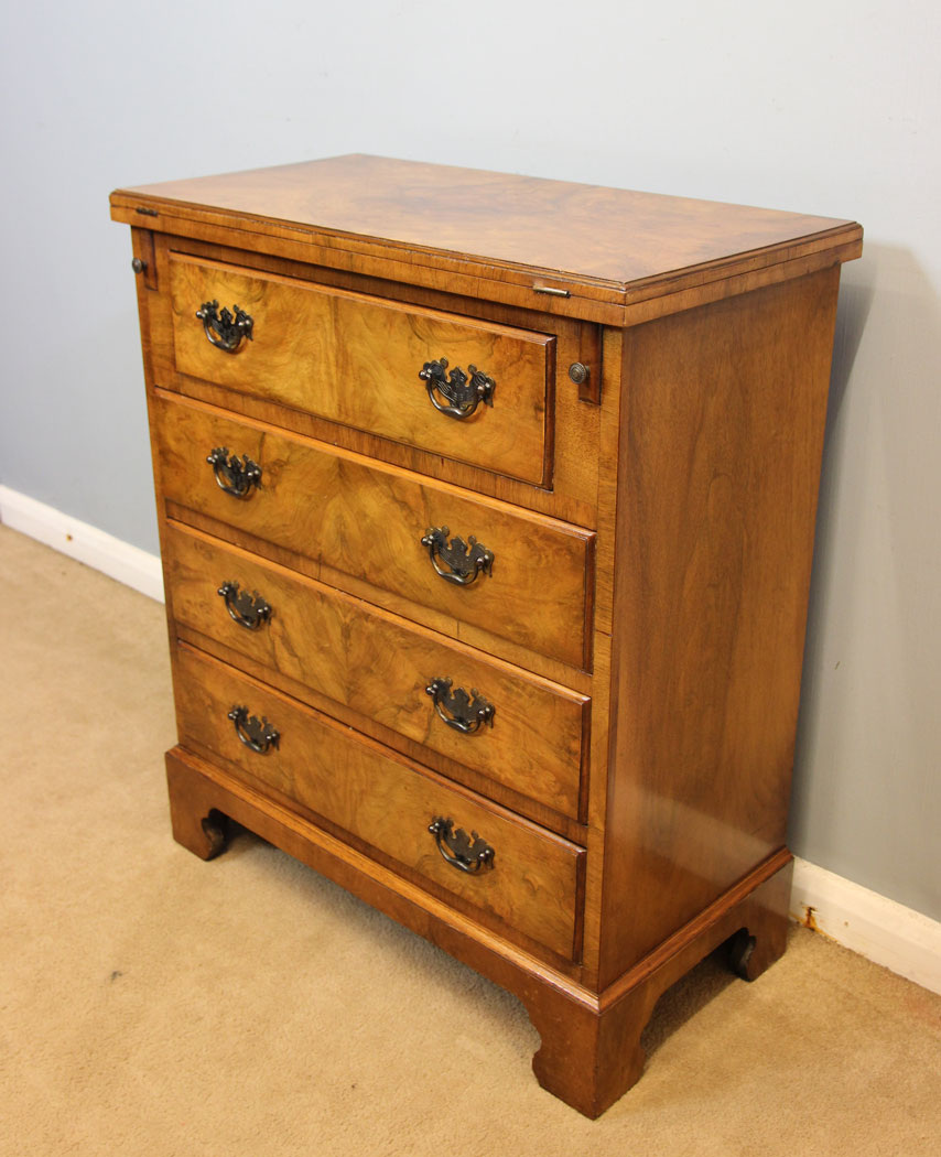 12473r9 Antique Burr Walnut Bachelors Chest of Drawers, Burr Walnut Bachelors Chest of Drawers