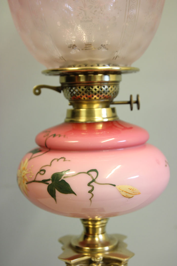 12478r13 Victorian Corinthian Column Pink and Cranberry Glass Oil Lamp, Antique Victorian Tall Pink and Cranberry Glass Oil Lamp