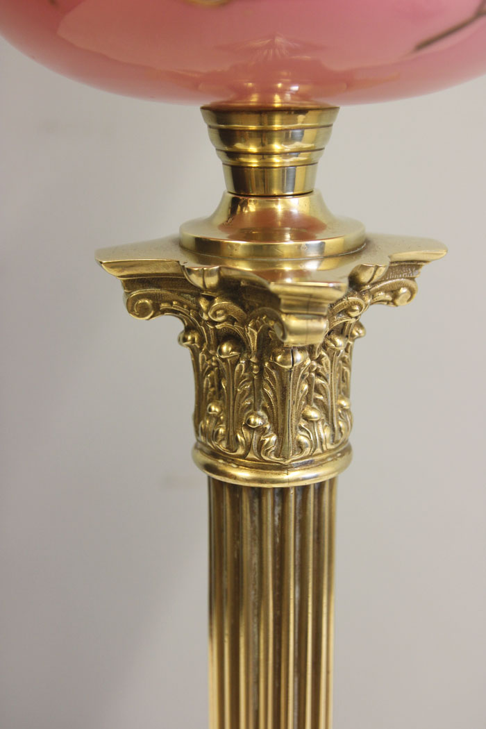 12478r9 Victorian Corinthian Column Pink and Cranberry Glass Oil Lamp, Antique Victorian Tall Pink and Cranberry Glass Oil Lamp