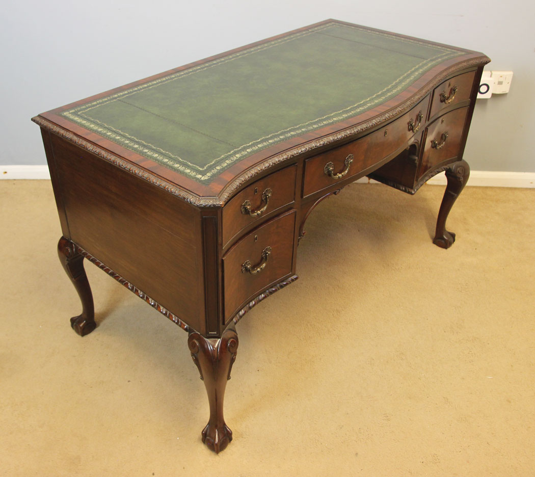 12480r8 Antique Mahogany Knee Hole Writing Desk, Antique Mahogany Knee Hole Writing Desk