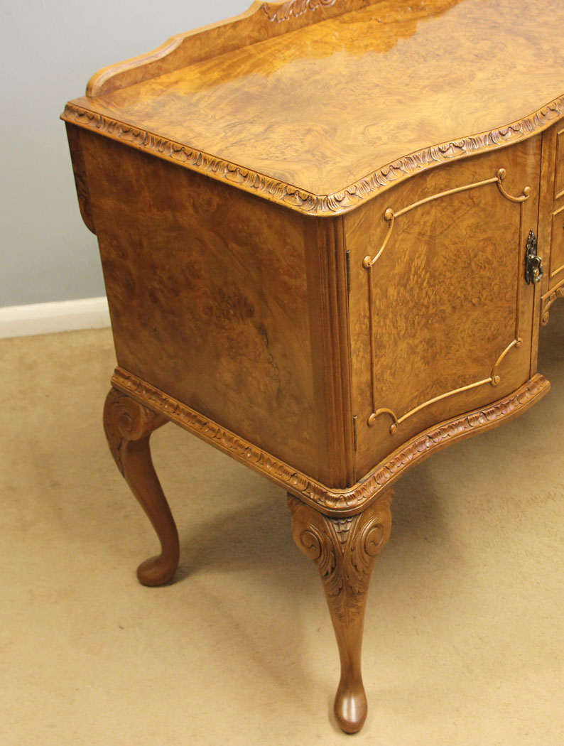 12492r8 Small Burr Walnut Sideboard Server, Small Burr Walnut Sideboard Server