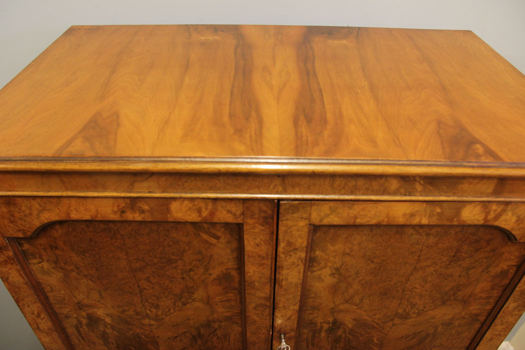 12495r09 Burr Walnut Tallboy Chest Drawers, Drinks Cabinet, Burr Walnut Tallboy Chest Drawers, Drinks Cabinet