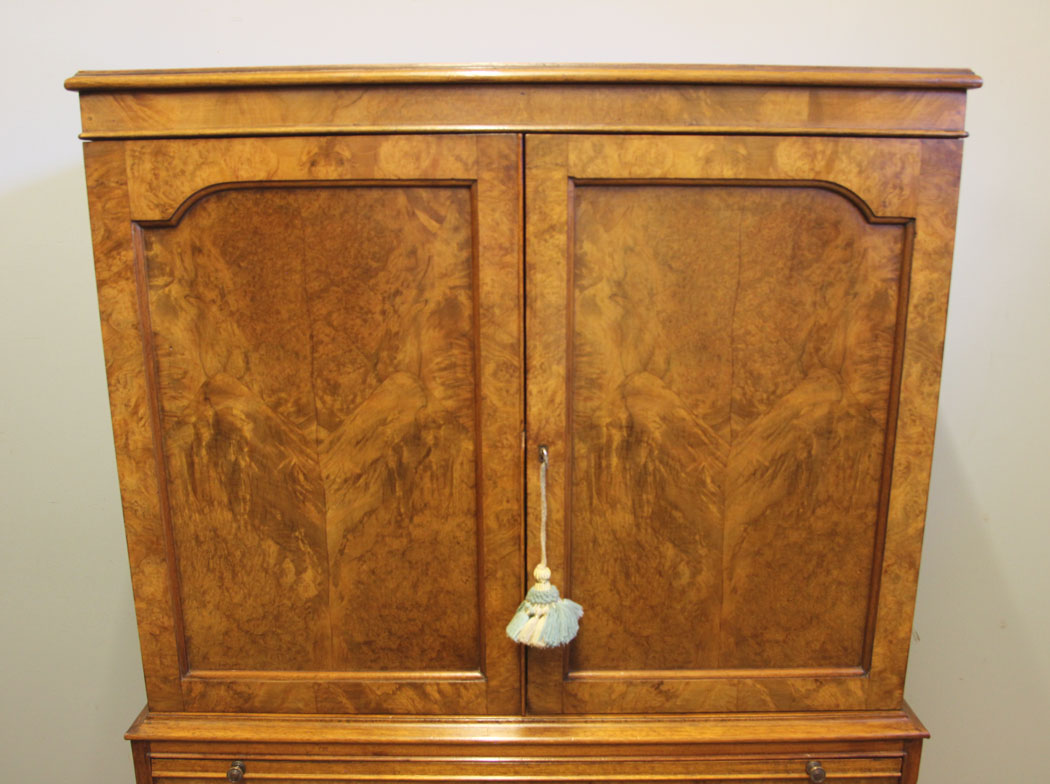 12495r3 Burr Walnut Tallboy Chest Drawers, Drinks Cabinet, Burr Walnut Tallboy Chest Drawers, Drinks Cabinet