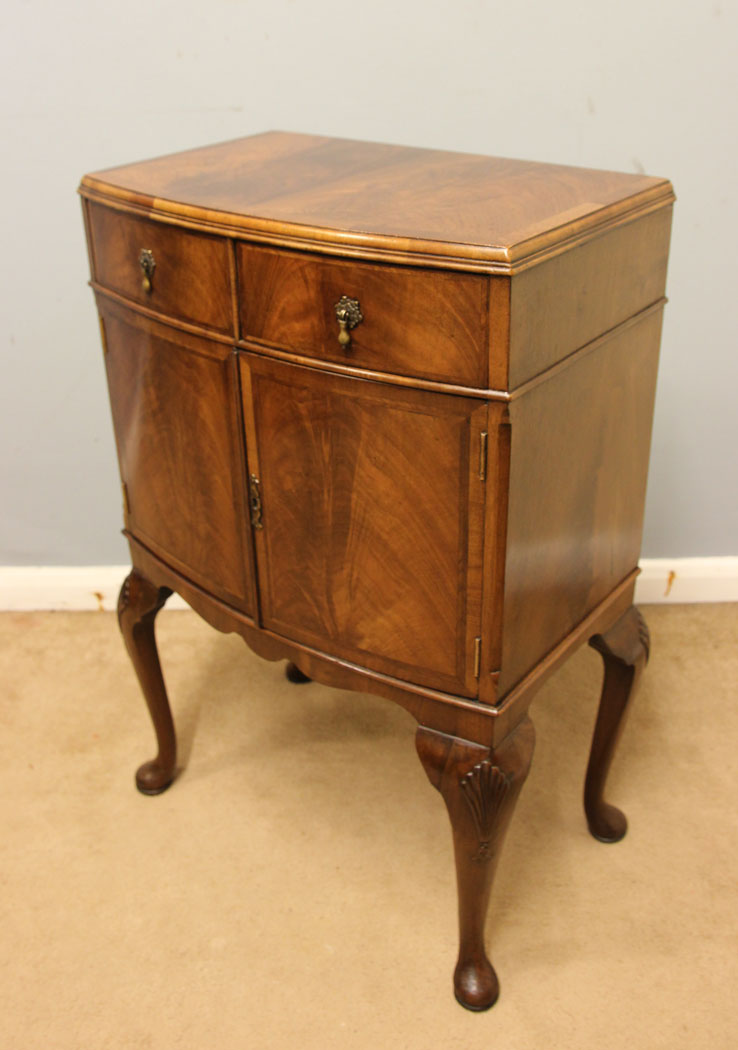 12498r12 Pair Antique Walnut Bedside Tables Cupboards Cabinets, Pair Antique Walnut Bedside Cabinets