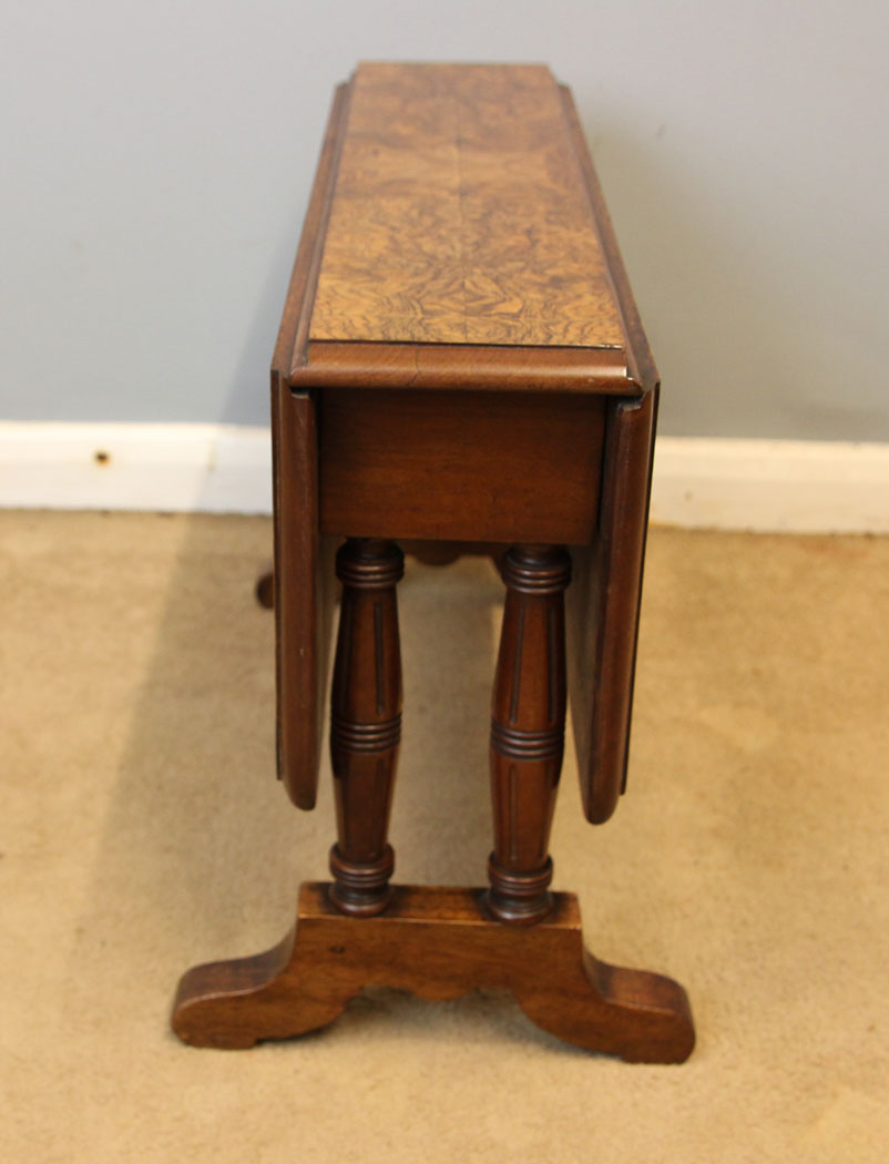 12500r6 Antique Low Burr Walnut Occasional Drop Leaf Sutherland Table, Antique Low Burr Walnut Occasional Sutherland Table