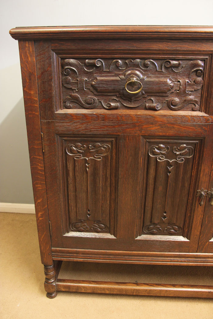 12542r6 Antique Carved Oak Side Cabinet Dresser, Antique Carved Oak Side Cabinet / Dresser