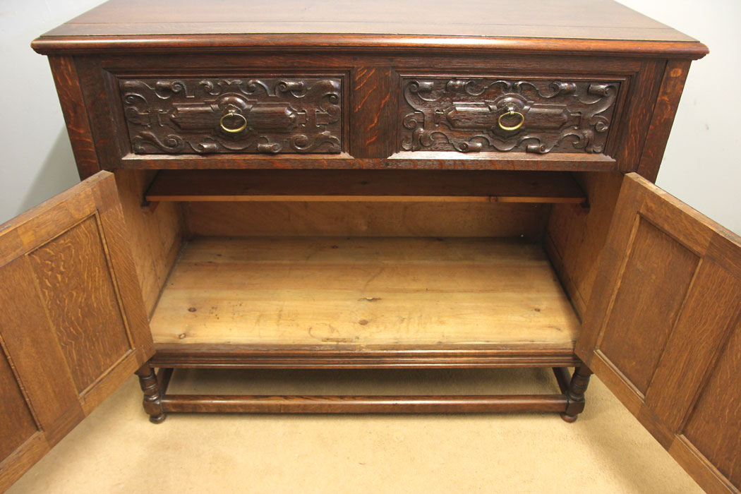 12542r8 Antique Carved Oak Side Cabinet Dresser, Antique Carved Oak Side Cabinet / Dresser