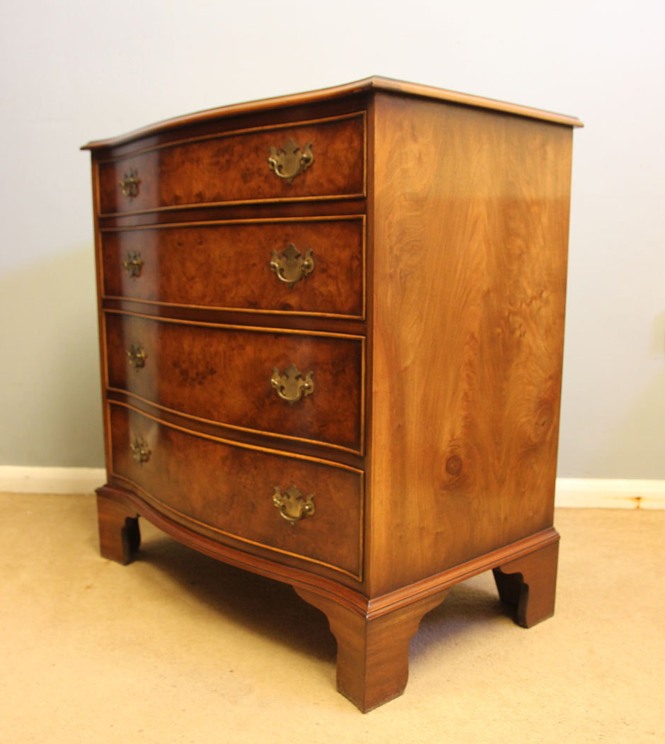 12572r8 Antique Walnut Georgian Style Chest of Drawers Burr Walnut Serpentine Chest of Drawers