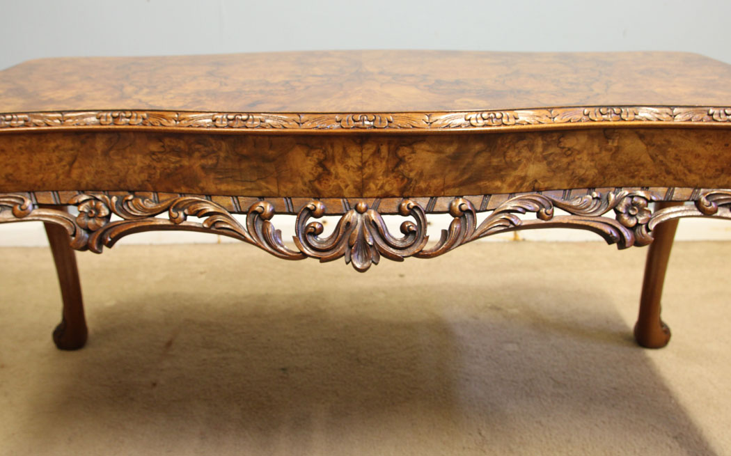 12578r6 Antique Queen Anne Style Walnut Coffee Table, Antique Queen Anne Style Burr Walnut Coffee Table