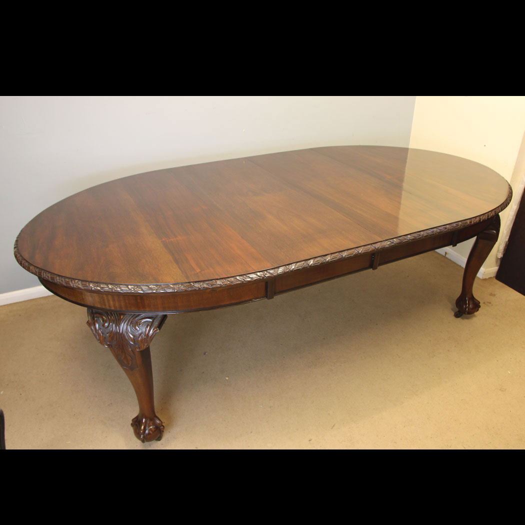 12584r01 Antique Mahogany Two Leaf Extending Dining Table, Antique Mahogany Two Leaf Extending Dining Table.