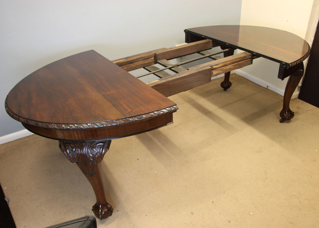 12584r11 Antique Mahogany Extending Dining Table, Antique Mahogany Two Leaf Extending Dining Table