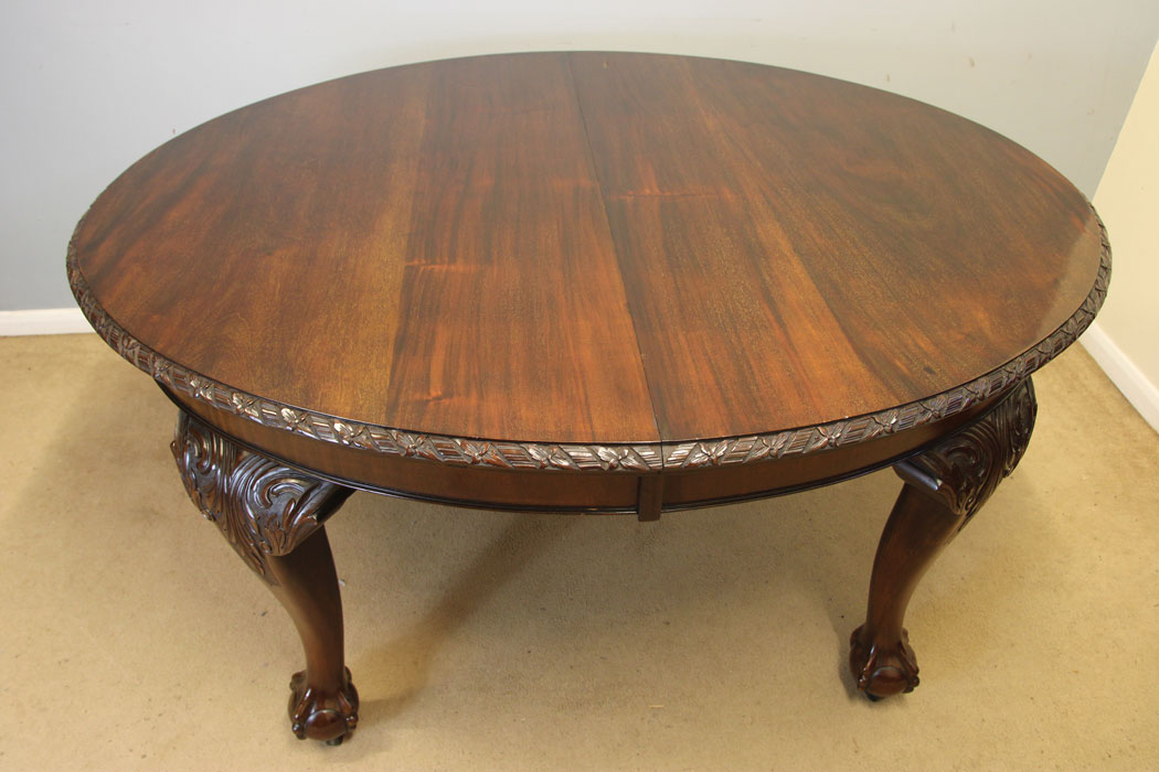 12584r2 Antique Mahogany Two Leaf Extending Dining Table. Antique Mahogany Two Leaf Extending Dining Table