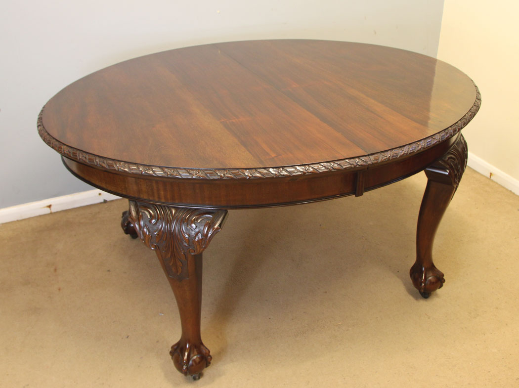 12584r7 Antique Mahogany Chippendale style Extending Dining Table, Antique Mahogany Two Leaf Extending Dining Table